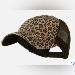 Low Profile Canvas Leopard Mesh Trucker Cap snap back